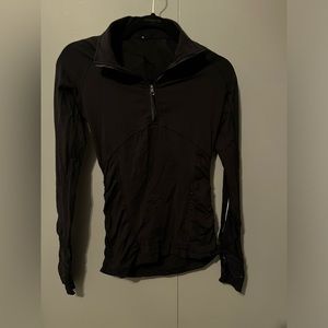 Lululemon Size 2  black 1/4 Zip